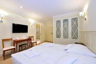 Отели типа «постель и завтрак» Villa Vanilla Кендзежин-Козле Стандартный двухместный номер с 2 отдельными кроватями-1